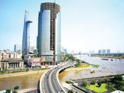 Vo Van Kiet Avenue in Ho Chi Minh City, the largest city of Vietnam (Photo: SGGP) Vo Van Kiet Avenue in Ho Chi Minh City, the largest city of Vietnam (Photo: SGGP)